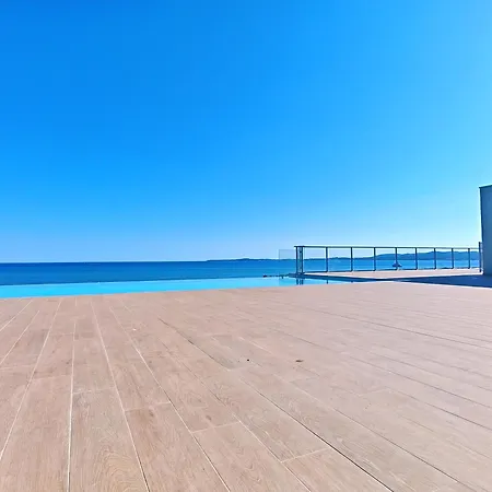 Sea Side - Rooftop Pool Seaview *