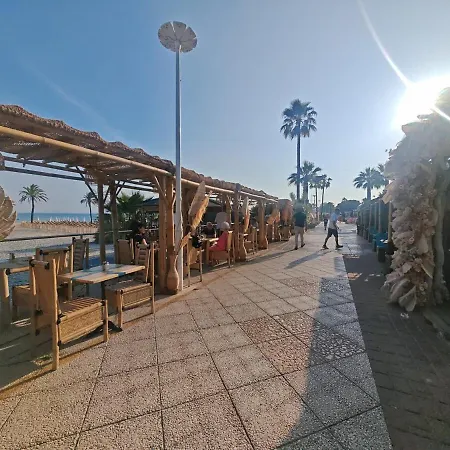 Sea Side - Rooftop Pool Seaview Apartment